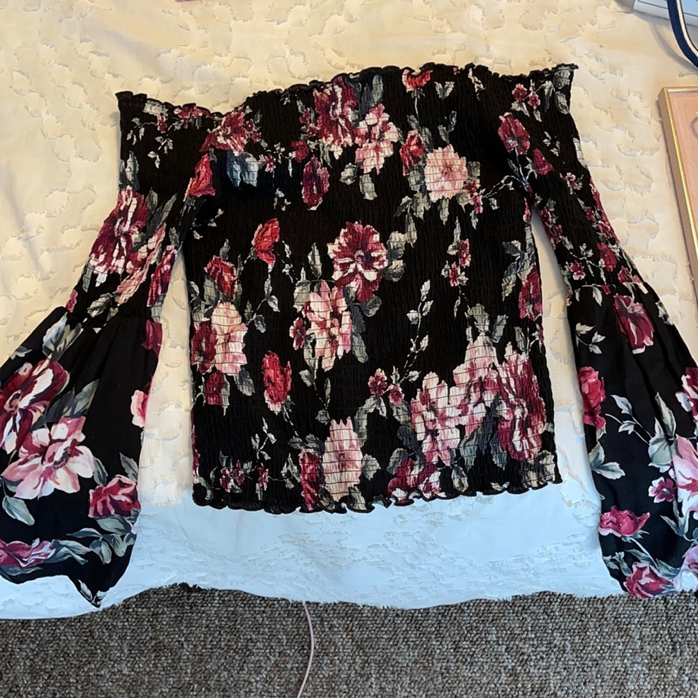 Cute bell off the shoulder shirt!